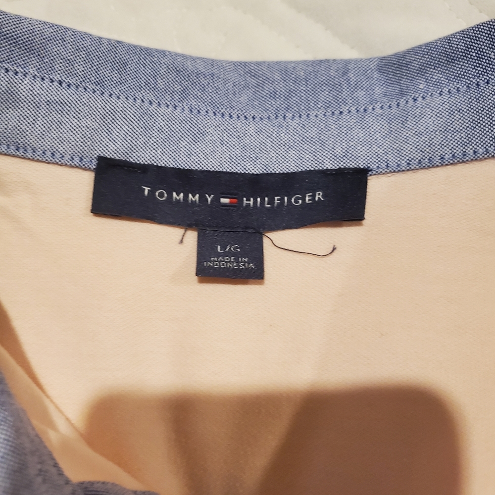 shirt - Picture 3 of 3